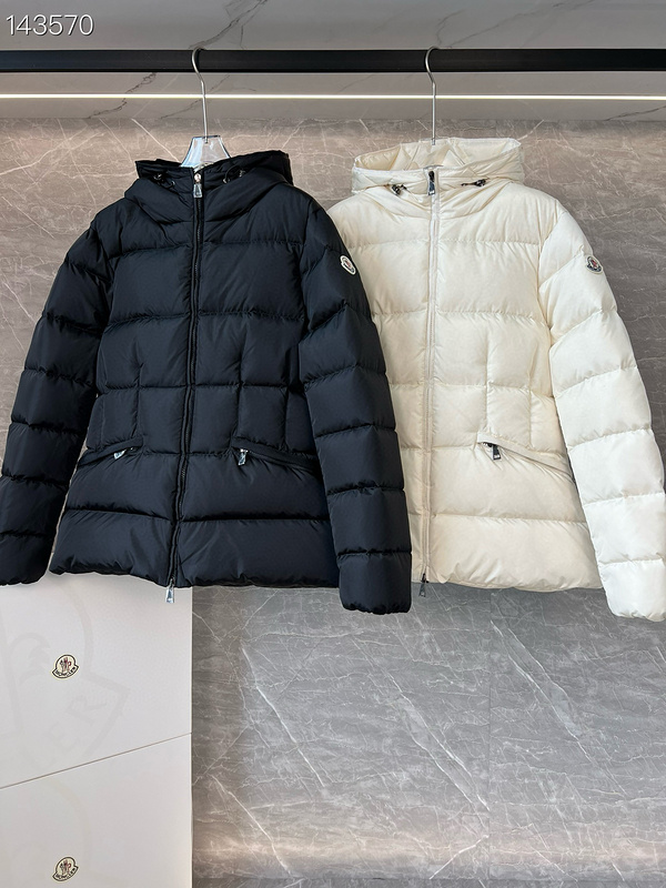 Moncler sz1-4 26yr264